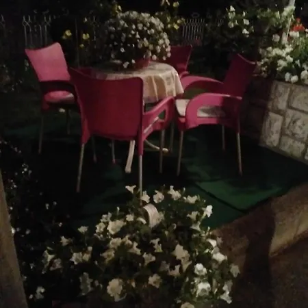Apartment Cvijetna Oaza