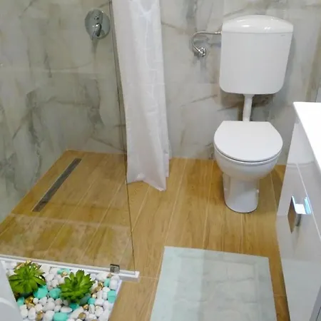 Cvijetna Oaza Апартаменты *