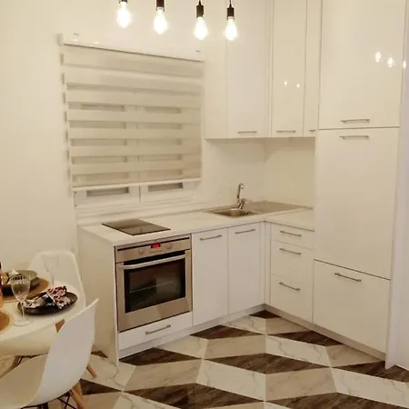 Cvijetna Oaza Apartment